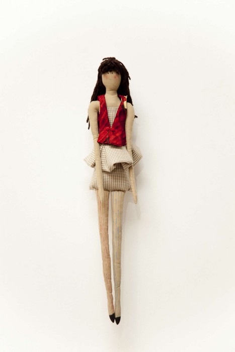 Luisa Urrego por Sebasti&amp;aacute;n Corcione&amp;nbsp;(2011)&amp;nbsp;&amp;nbsp;&amp;nbsp;&amp;nbsp;Mu&amp;ntilde;eca de tela