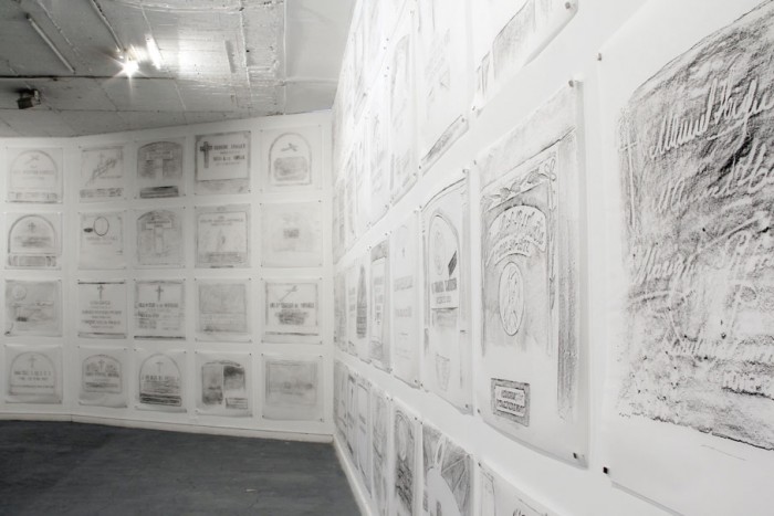 Lo que existe, lo que no existe - Adriana Salazar - LA Galeria, 2013